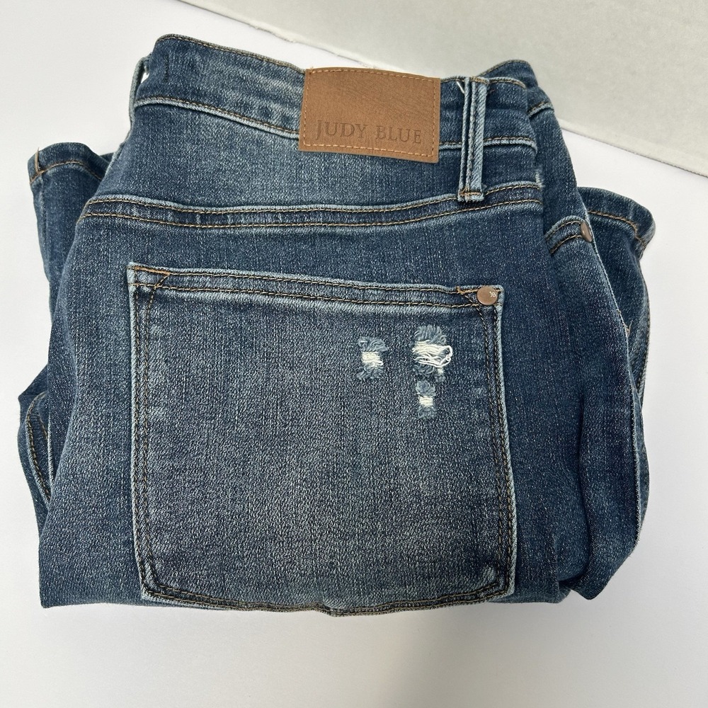 Judy Blue Hi-Rise Tummy Control Jean Shorts Size XL Style #150246 Minor Distress